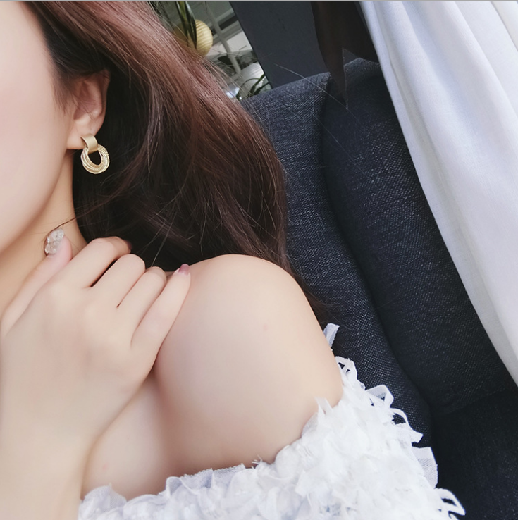 Layered Circle Wrap Earrings with Geometric Design